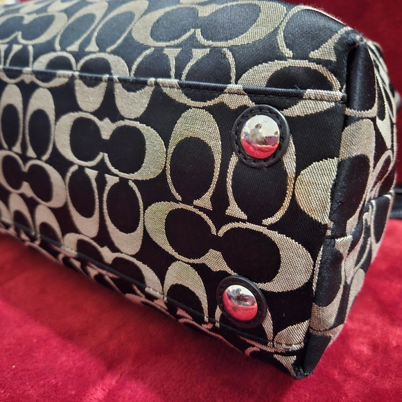 Coach Penelope Signature Shoulder Bag - Picture 7 of 16